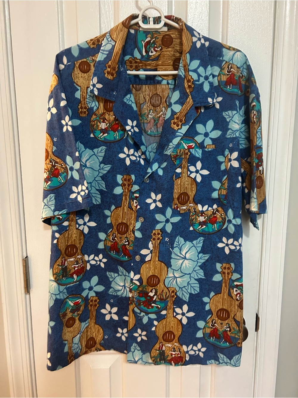 Vintage Hawaiian shirt Polynesian 100% cotton men’s 2XL ukulele hula dancers USA